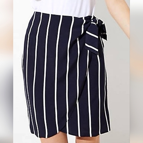 🔴SALE! Loft Navy Blue Striped Tie Side Wrap Skirt - Picture 1 of 13